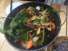 -乡土特色.冷锅鱼.牦牛肉汤锅