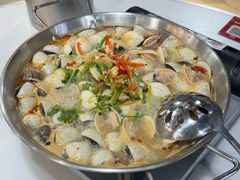 -明本湛江鸡•海鲜小厨(陈家祠店)