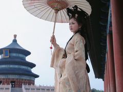 -翩若国风汉服体验馆