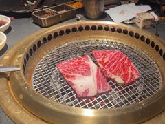 -铭牛烧肉·和牛海鲜自助(高新月牙湖店)