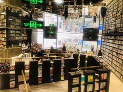 -钟书阁(群光广场店)
