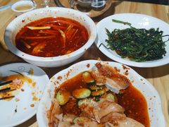 -勇猛子川菜馆(新军路店)