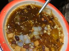 -爆炸头阿姨小四川正宗川味小吃(无任何分店)