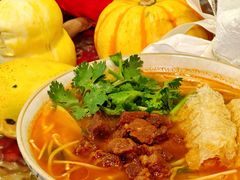 -粉八·云南米线·建水烧烤(常熟路店)