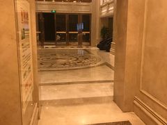 -维也纳酒店(重庆西站巴国城店)