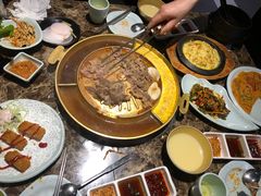 -猪啊牛呀羊啊铜盘烤肉(正大广场店)