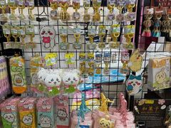 -(株)越後屋デパート