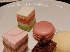 -涨巢·潮玩水疗局