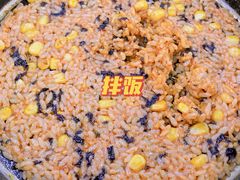 -三清洞摩西韩式年糕火锅(威高广场店)