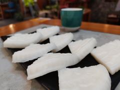 手工饵块-大理董·董家小厨野生菌火锅(古城旗舰店)