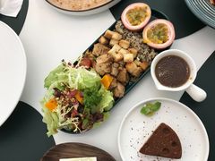 -露露家咖啡店
