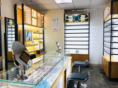 -LOGO眼镜·蔡司品牌折扣店(龙华清湖店)