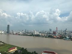 -阿瓦尼河滨曼谷酒店