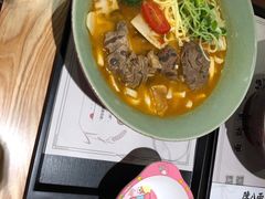 手切酸菜牛腱子面-陳八两面家(滨江天街店)