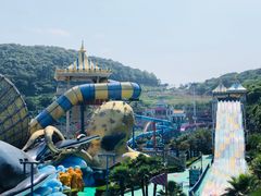 -平湖九龙山乐满地水上乐园