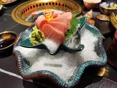 -山川小町·极番烧肉(新地假日广场店)