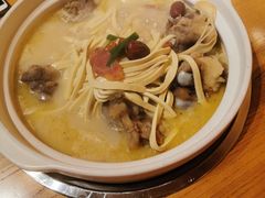 筒骨砂锅-骨捞专家·金华砂锅(西田城购物中心店)