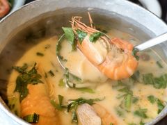 -大头虾越式风味餐厅(光明广场店)