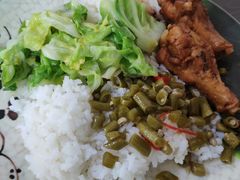 鸡腿饭-家烧面馆【南山路知名经典面食】