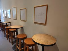 用餐区-星巴克(深圳星都豪庭店)