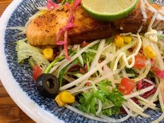 香煎三文鱼青木瓜沙拉超级碗-AFS Cafe & Canteen(闽江二路店)