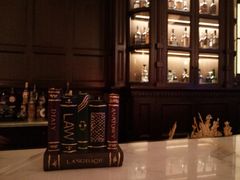 -LONG BAR 廊吧(外滩华尔道夫酒店)