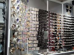 -鸿通城购物中心