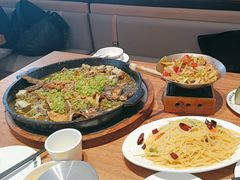 -老板恋上鱼(恒隆广场店)