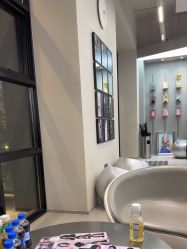 -Z.X HAIR SALON张新美业