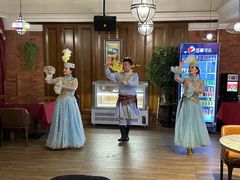 -丝路天山酒店(国际大巴扎店)