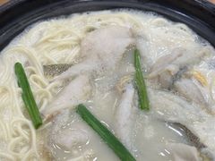 黄鱼煨面-阿娘面馆