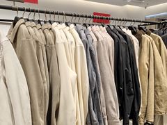 -URBAN REVIVO(上海中庚漫游城店)