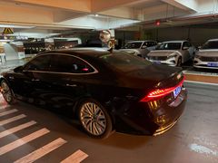 -神州租车(上海浦东机场服务点)