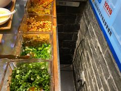 -呷佬·长沙手工米粉(金沙江路店)