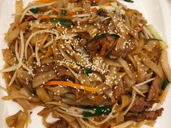 干炒牛河-香港美食大酒楼