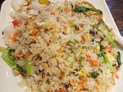 雪菜肉丝炒饭-牛吃草牛肉面牛杂面(桐城路店)