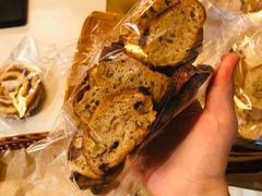 -山下面包坊(湖滨店)