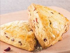 蔓越莓司康-瑞幸咖啡(临海市银泰城店)