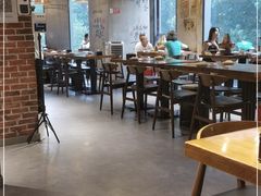 大堂-炉小二铜锅牛蛙•川湘菜(三里屯店)