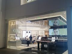 -Dior迪奥(上海世茂广场店)