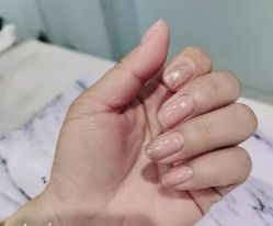 -雅洁美甲美睫