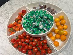 -川骄海鲜自助(王府井奥莱UP TOWN店原世界之花店)