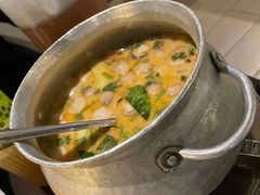 -大头虾越式风味餐厅(光明广场店)