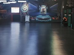 -极限PLAY运动娱乐新世界·团建派对表演休闲馆·室内高空游乐园