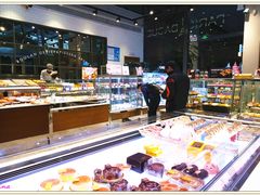 面包甜点陈列柜-巴黎贝甜(常德路店)