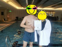 -小鲨鱼游泳培训(会展中心店)