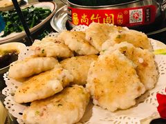 煎墨鱼饼-尚竹阁冬瓜盅·18年地标美食(平洲店)
