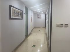 -瑞尔齿科(东方广场诊所)