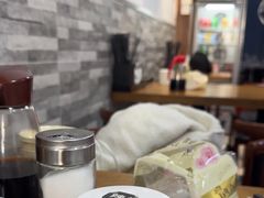 -黄阿姨锅贴大王(万航渡路店)