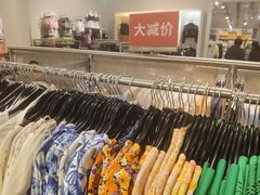 -H&M(华润万象城店)
